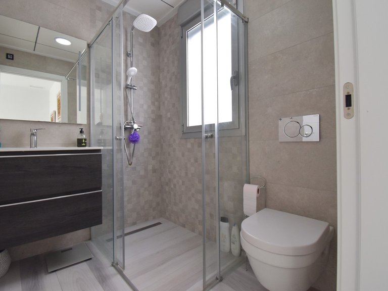 Villa for Sale in Cabo Roig, Alicante 14