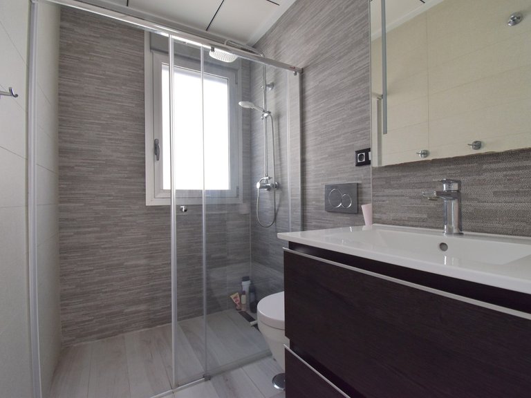 Villa for Sale in Cabo Roig, Alicante 21