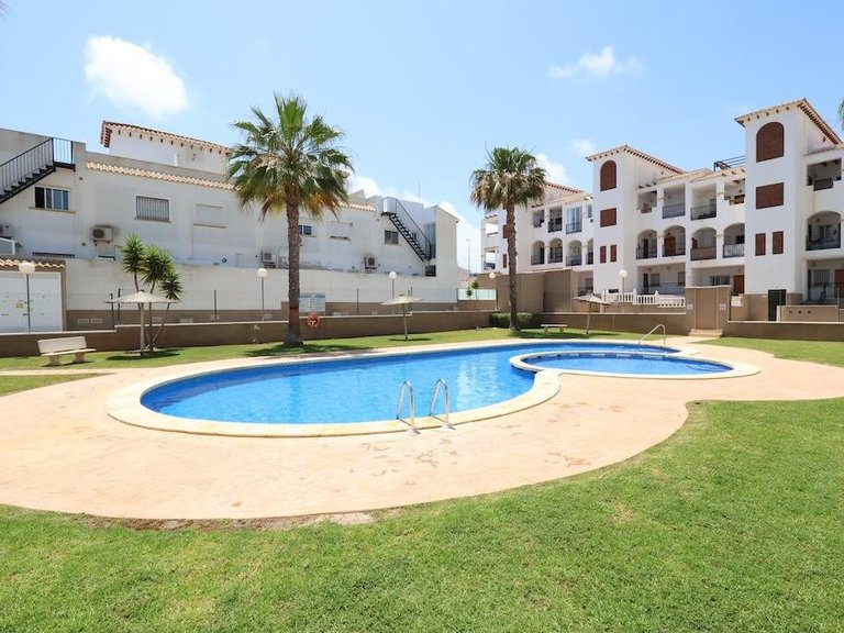 Apartment for Sale in Punta Prima, Alicante 21