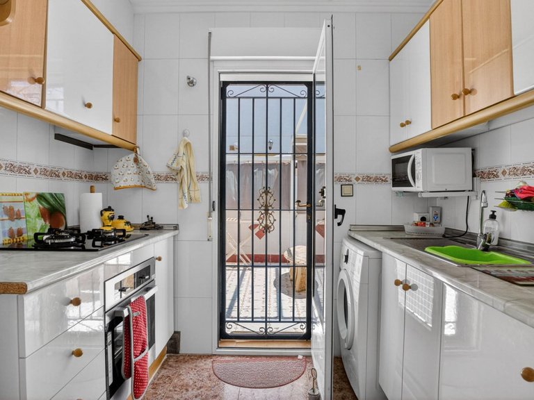 Apartment for Sale in Torrevieja, Alicante 12