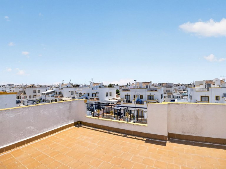 Apartment for Sale in Torrevieja, Alicante 24