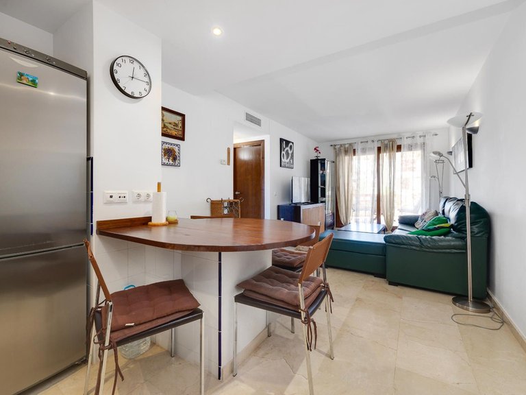 Apartment for Sale in Punta Prima, Alicante 10