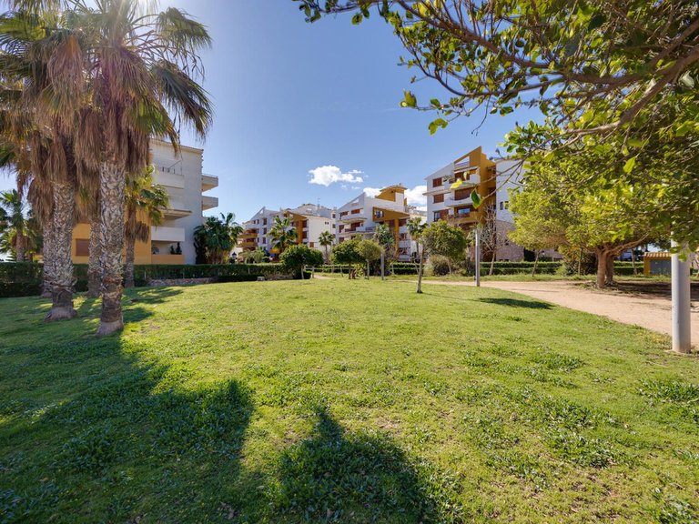 Apartment for Sale in Punta Prima, Alicante 45