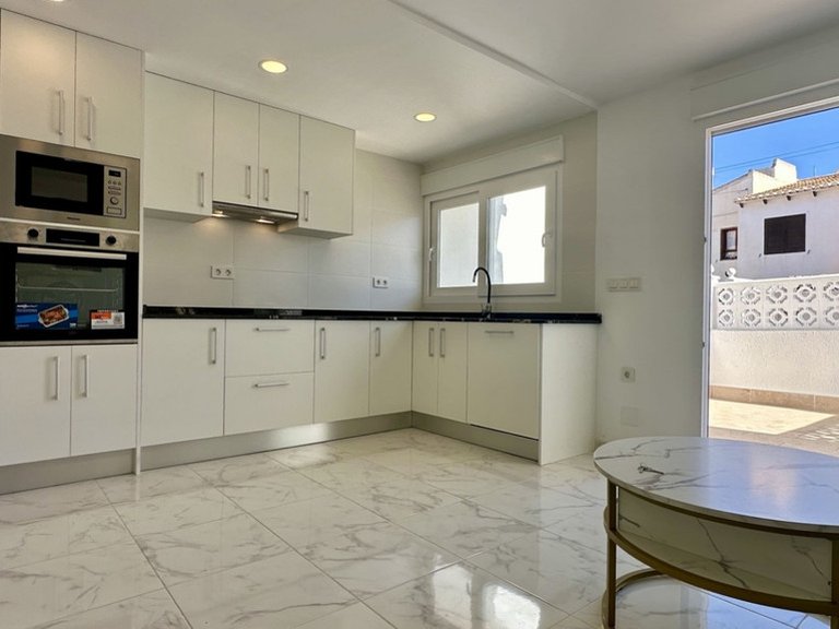 Town House for Sale in Torrevieja, Alicante 6