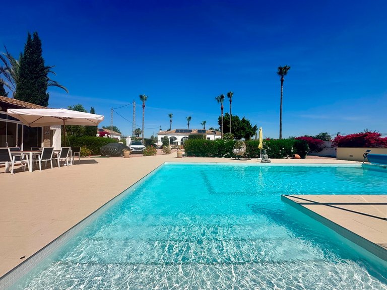 Villa for Sale in Catral, Alicante 1