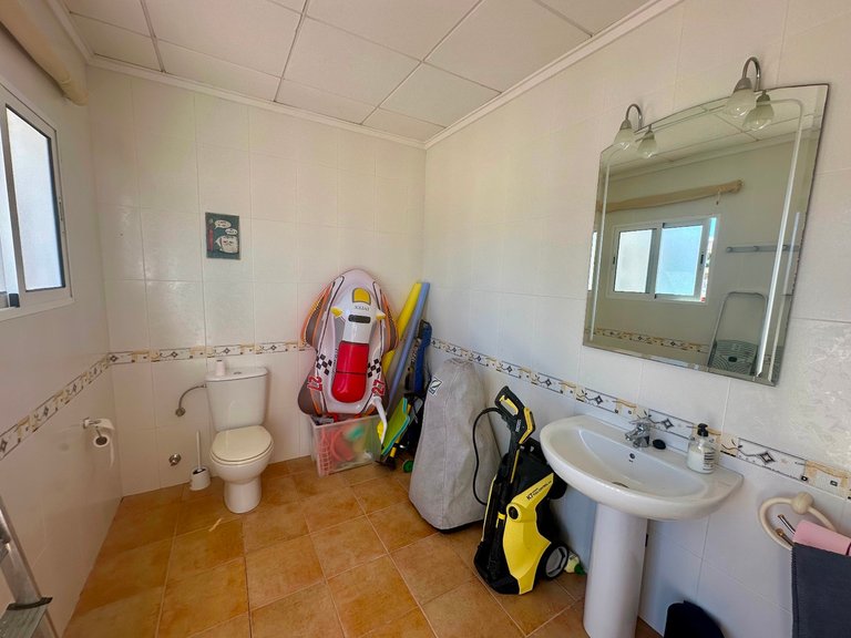 Villa for Sale in Catral, Alicante 26