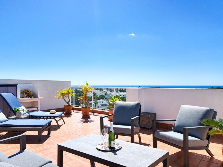 Apartment for Sale in Villamartin, Alicante 1
