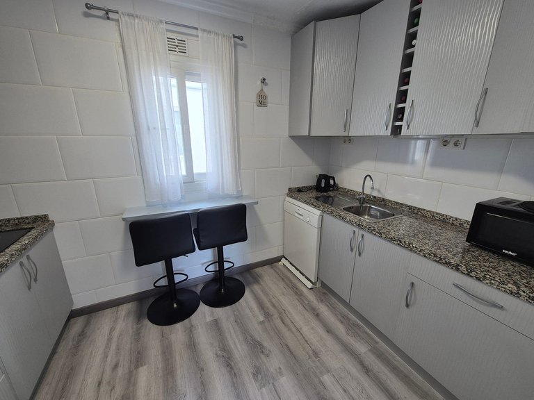 Apartment for Sale in La Florida, Alicante 11