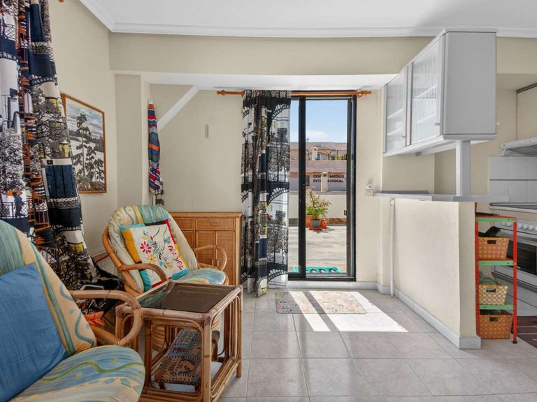 Apartment for Sale in Punta Prima, Alicante 7