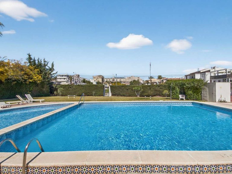 Apartment for Sale in Punta Prima, Alicante 21