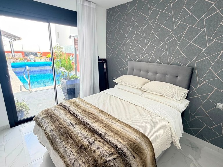 Villa for Sale in Los Montesinos, Alicante 25