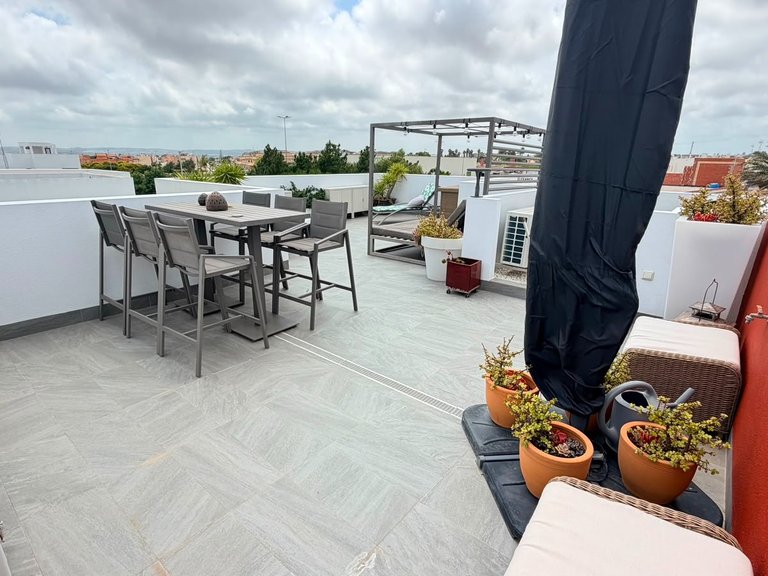 Villa for Sale in Los Montesinos, Alicante 39