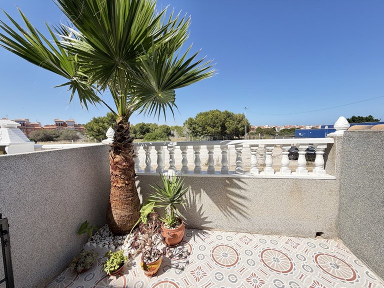 Town House for Sale in Playa Flamenca, Alicante 11