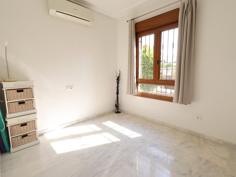 Apartment for Sale in Villamartin, Alicante 14