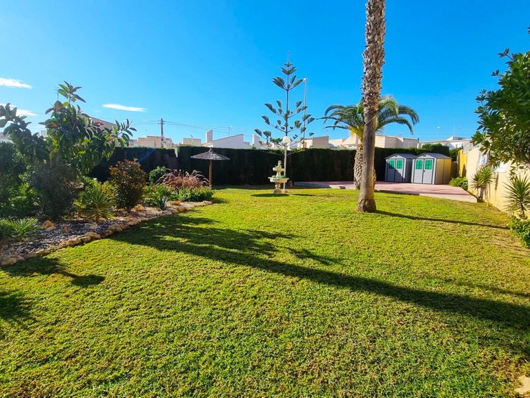 Town House for Sale in La Zenia, Alicante 16