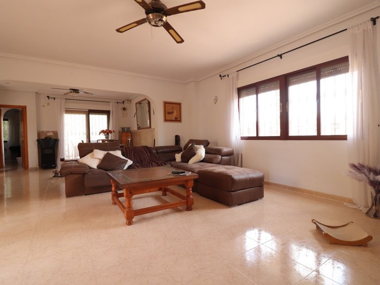 Villa for Sale in Formentera Del Segura, Alicante 6