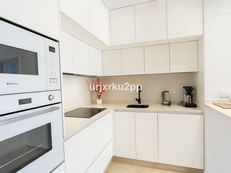 Apartment for Sale in Guardamar Del Segura, Alicante 4