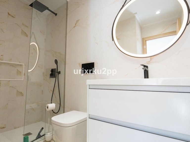 Apartment for Sale in Guardamar Del Segura, Alicante 21