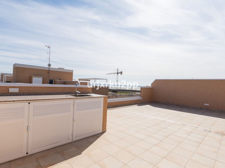 Apartment for Sale in Guardamar Del Segura, Alicante 32