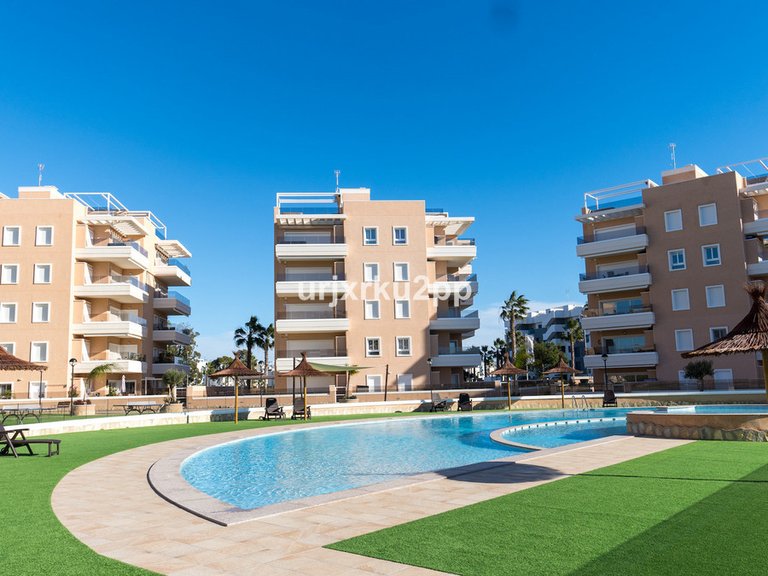 Apartment for Sale in Guardamar Del Segura, Alicante 41