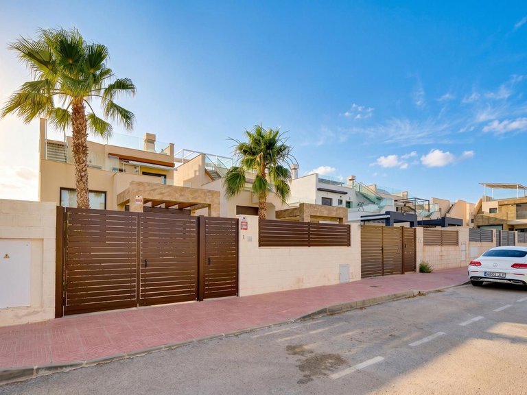 Villa for Sale in Ciudad Quesada, Alicante 43