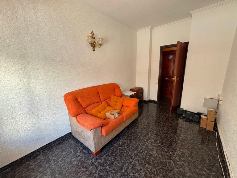Apartment for Sale in Guardamar Del Segura, Alicante 4