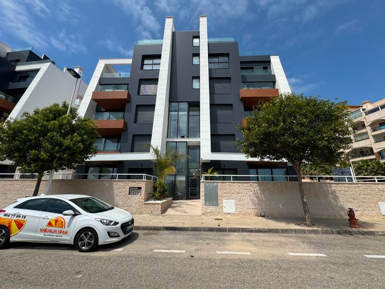 Apartment for Sale in Guardamar Del Segura, Alicante 2