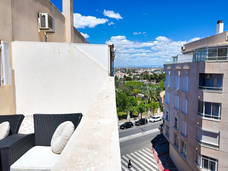 Apartment for Sale in Torrevieja, Alicante 23