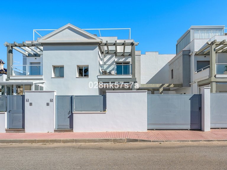 Town House for Sale in La Florida, Alicante 4
