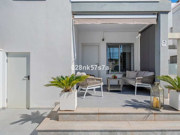 Town House for Sale in La Florida, Alicante 7