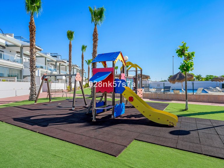 Town House for Sale in La Florida, Alicante 39