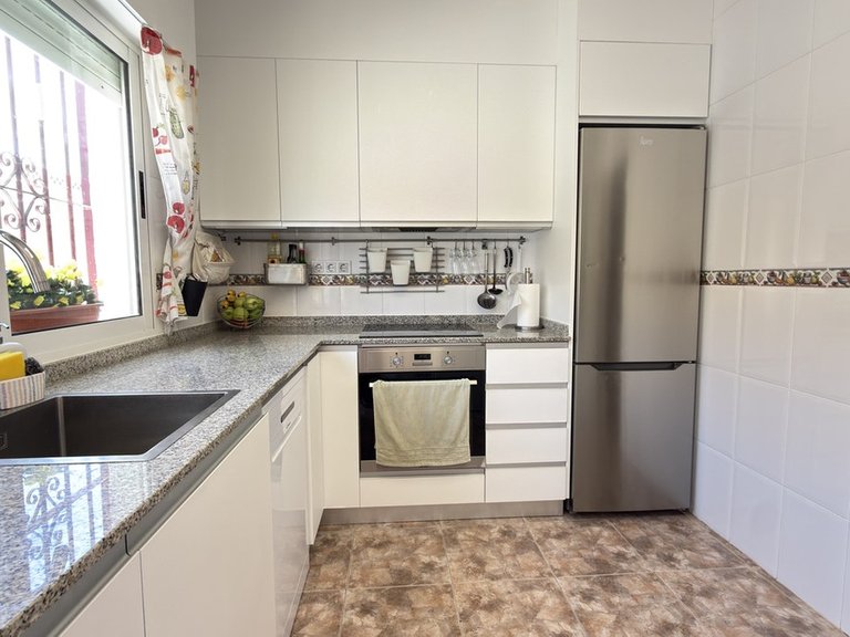 Town House for Sale in La Zenia, Alicante 16