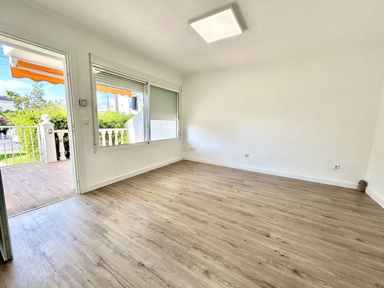 Apartment for Sale in Villamartin, Alicante 7