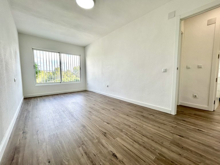 Apartment for Sale in Villamartin, Alicante 14