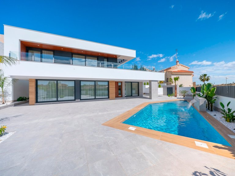 Villa for Sale in Ciudad Quesada, Alicante 2