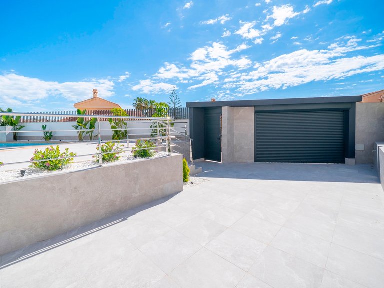 Villa for Sale in Ciudad Quesada, Alicante 3