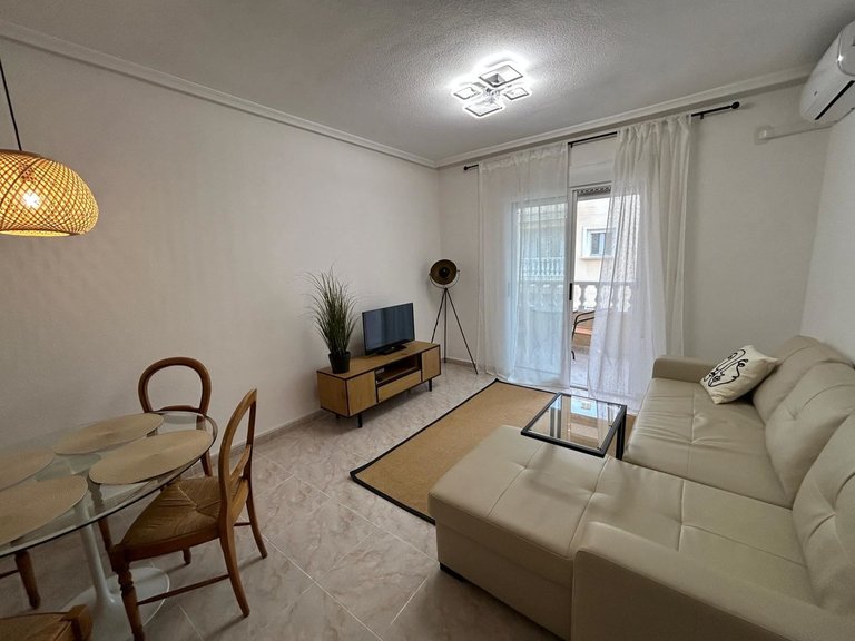 Apartment for Sale in Torrevieja, Alicante 27