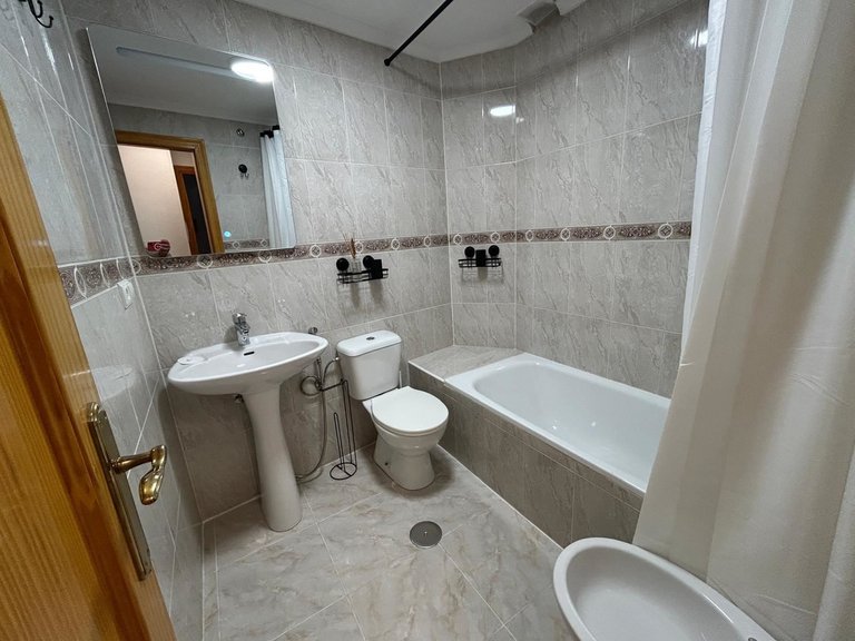 Apartment for Sale in Torrevieja, Alicante 34