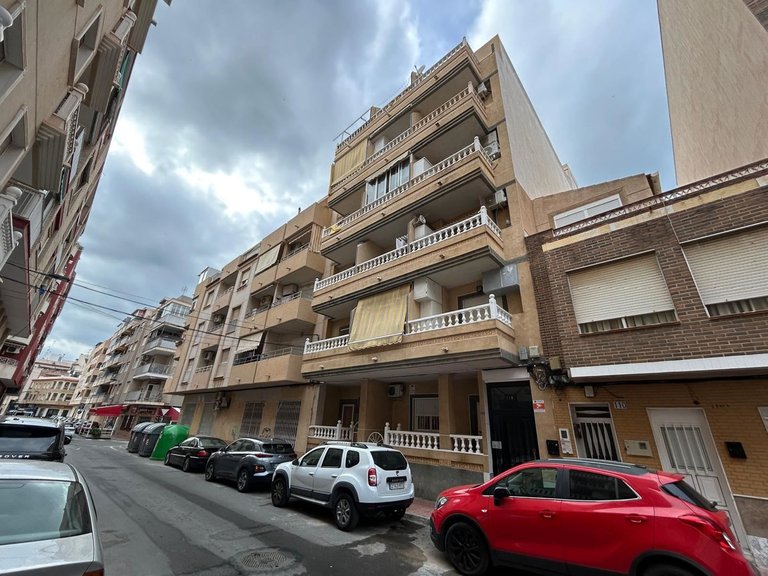 Apartment for Sale in Torrevieja, Alicante 44