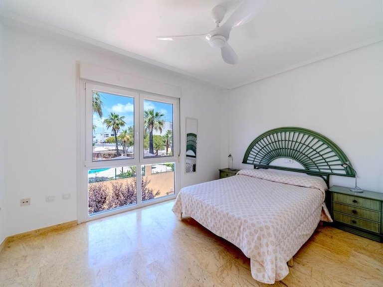 Town House for Sale in Campoamor, Alicante 17