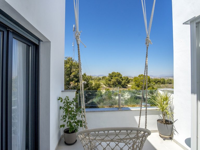 Town House for Sale in Villamartin, Alicante 40