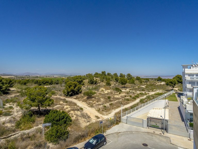 Town House for Sale in Villamartin, Alicante 42