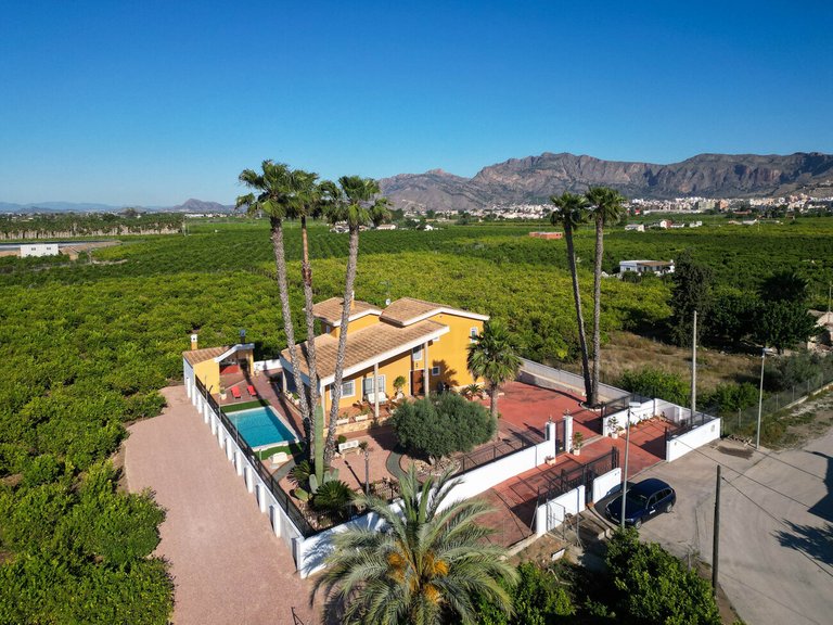 Country House for Sale in Orihuela, Alicante 2