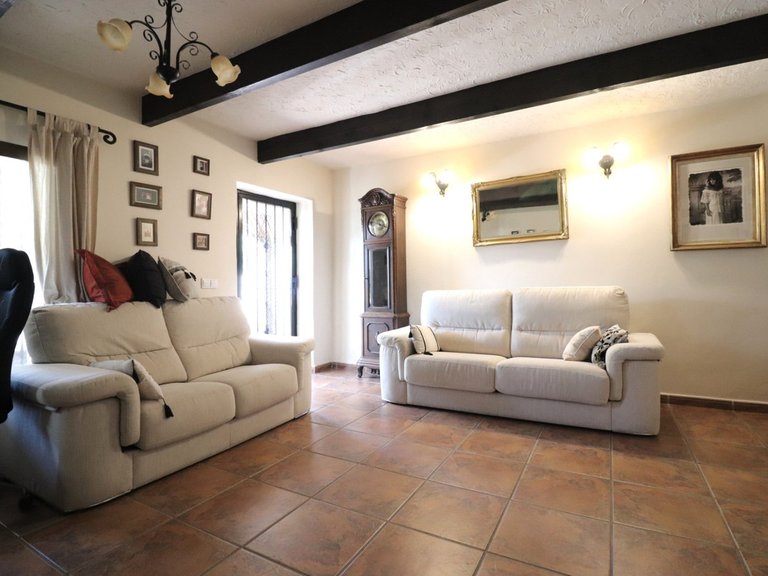 Villa for Sale in Albatera, Alicante 7