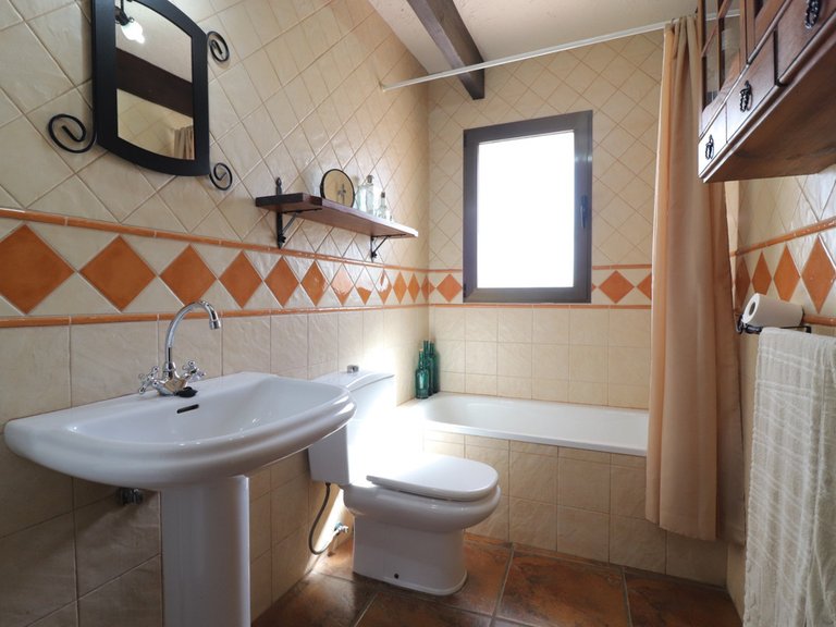 Villa for Sale in Albatera, Alicante 14