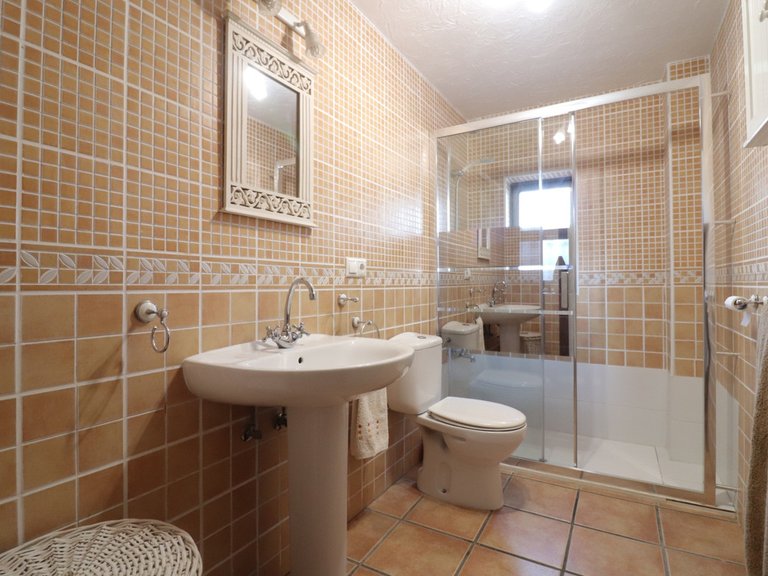 Villa for Sale in Albatera, Alicante 16