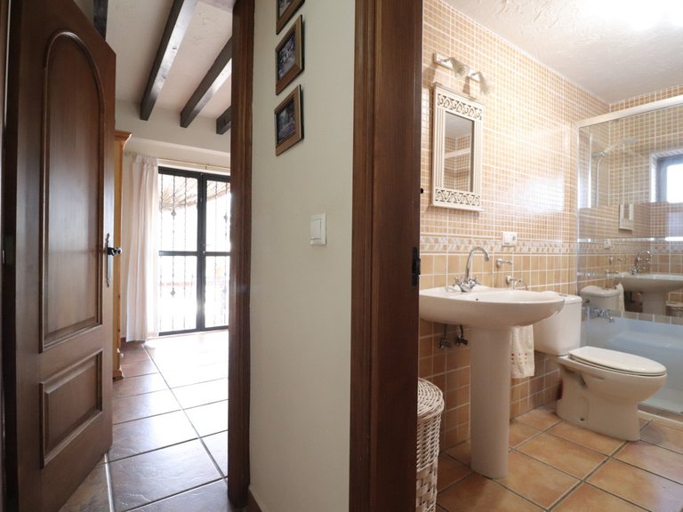 Villa for Sale in Albatera, Alicante 17