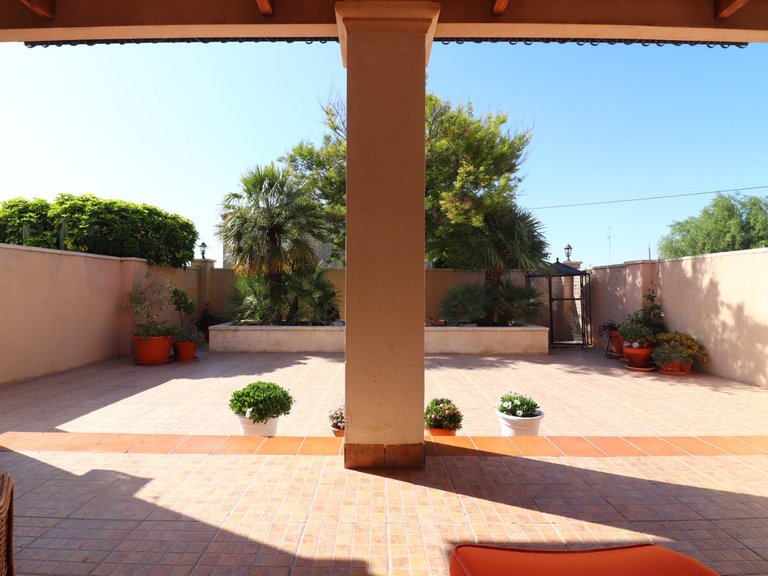 Villa for Sale in Albatera, Alicante 33