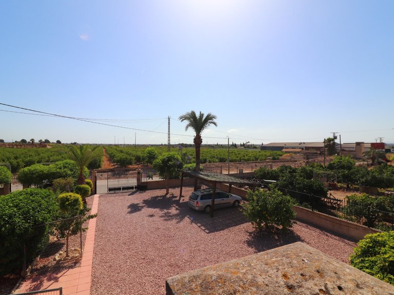 Villa for Sale in Albatera, Alicante 43