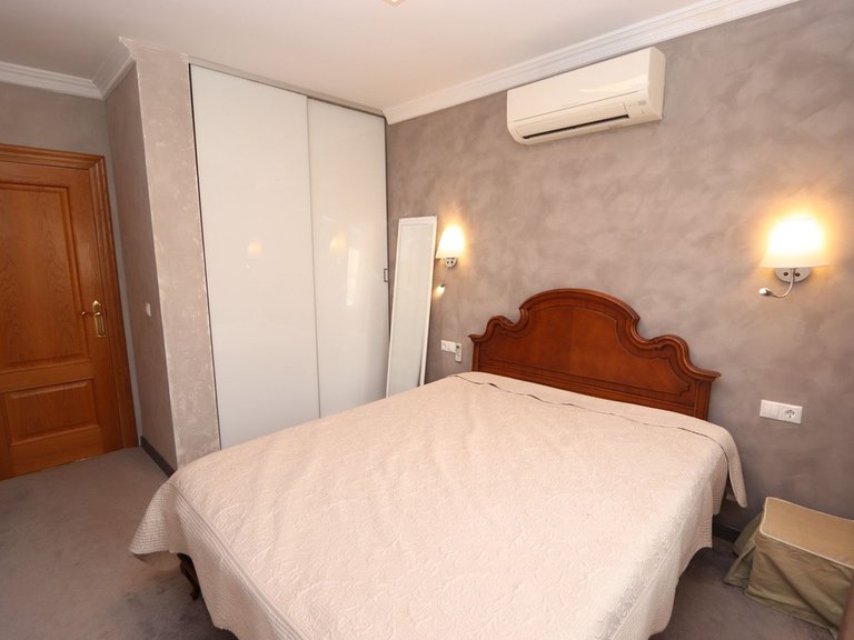 Villa for Sale in Torrevieja, Alicante 17
